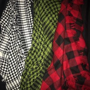 Bundle of three scarves